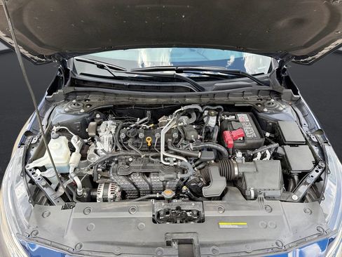 Used 2023 Nissan Altima 2.5 SR w/ SR Premium Package FWD image 14