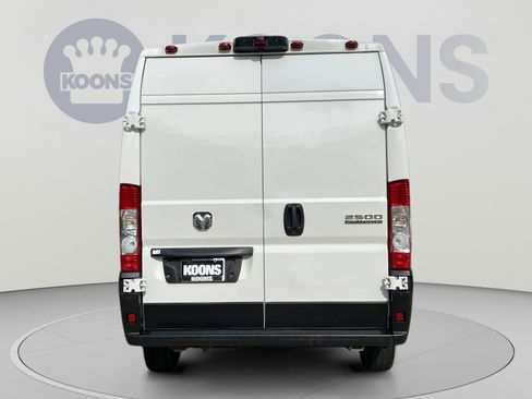 Used 2023 RAM ProMaster 2500 FWD image 5