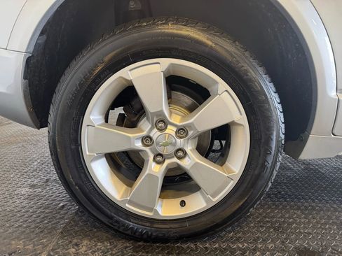 Used 2014 Chevrolet Captiva Sport LT w/ Convenience Package image 31