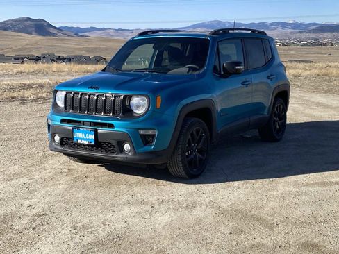 Certified 2022 Jeep Renegade Altitude image 11