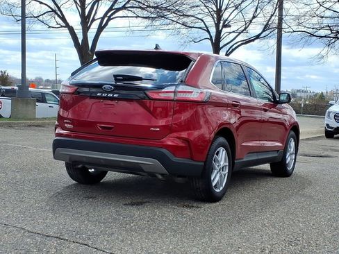 Used 2024 Ford Edge SEL w/ Convenience Package AWD/4WD image 5