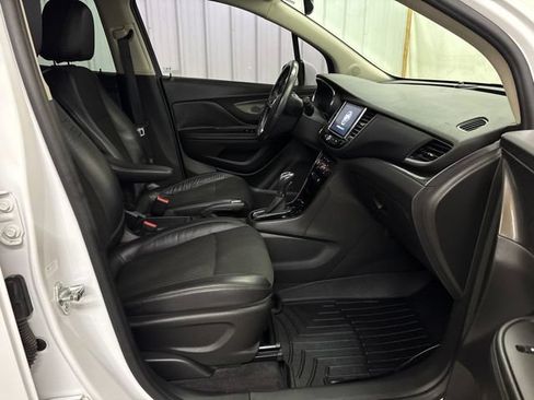 Used 2017 Buick Encore Preferred AWD/4WD image 28