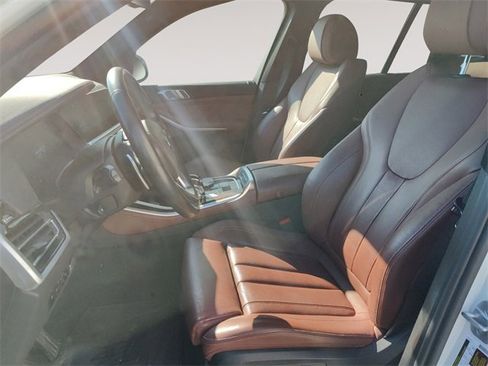 Used 2020 BMW X5 xDrive40i w/ Premium Package image 9