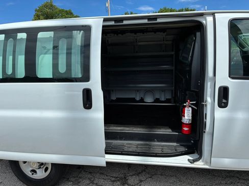 Used 2022 Chevrolet Express 2500 w/ Driver Convenience Package RWD image 9