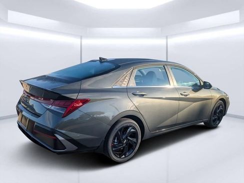 New 2026 Hyundai Elantra SEL Sport Premium FWD image 3