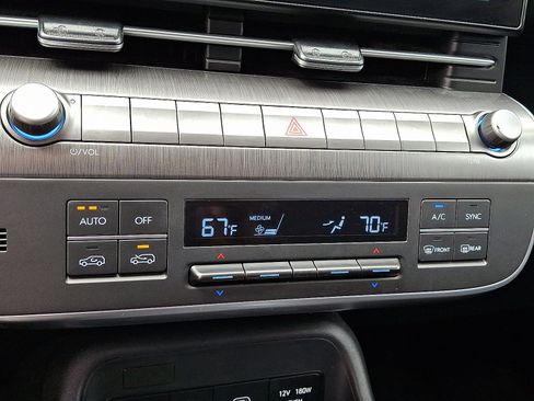 Used 2024 Hyundai Kona SEL image 16