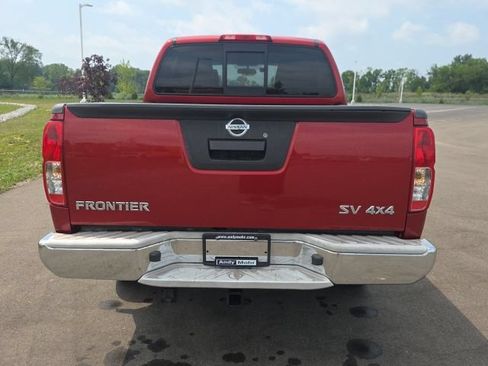 Used 2014 Nissan Frontier SV AWD/4WD image 10