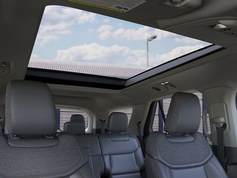 New 2026 Ford Explorer Active AWD/4WD image 22