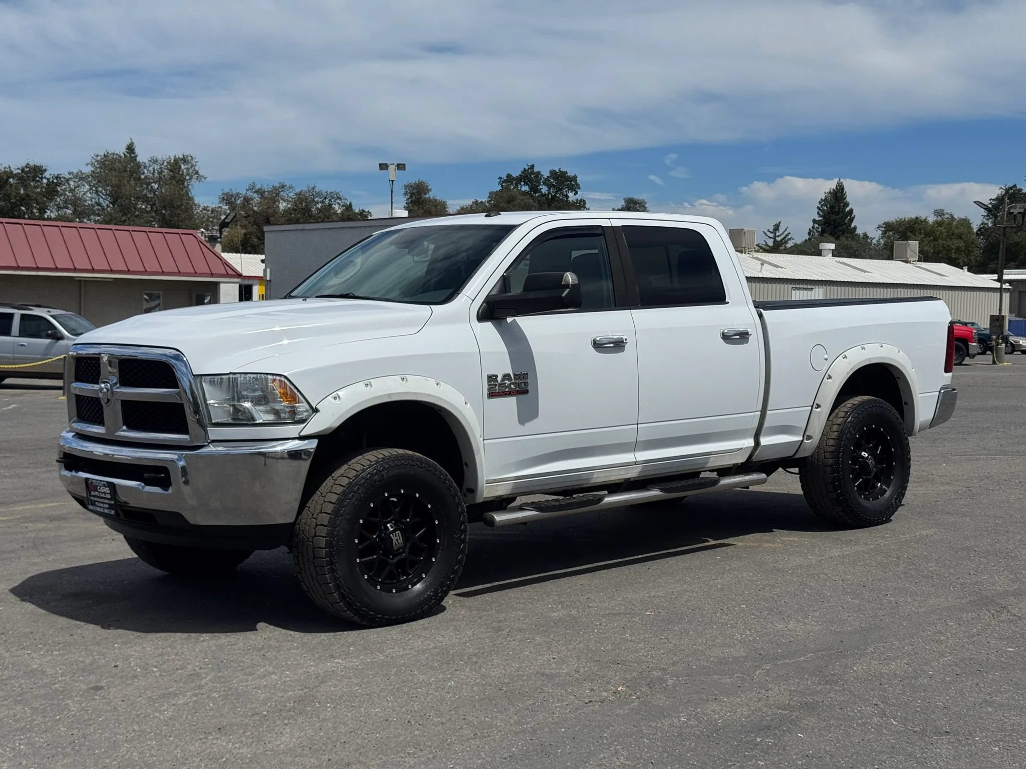 Used 2015 RAM 2500 SLT AWD/4WD image 2