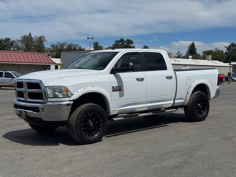 Used 2015 RAM 2500 SLT AWD/4WD image 2