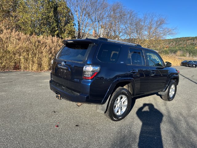 Used 2024 Toyota 4Runner SR5 Premium w/ Moonroof Package AWD/4WD image 5