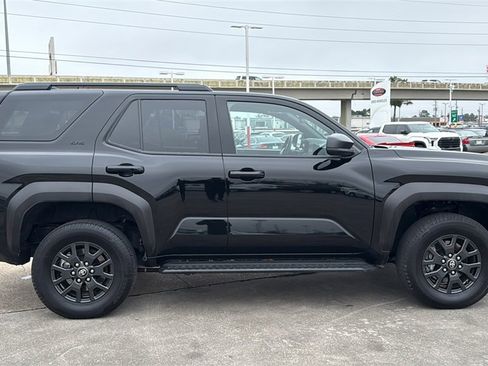 Used 2025 Toyota 4Runner SR5 image 9