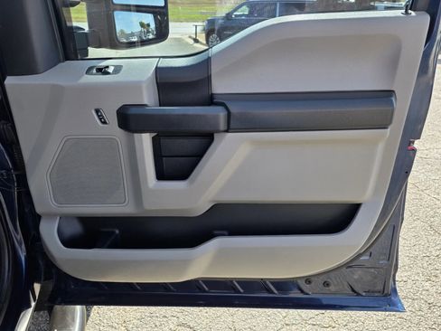 Used 2017 Ford F250 XL w/ STX Appearance Package image 16