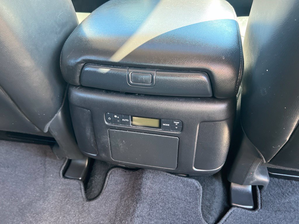 Certified 2024 Nissan Armada SL w/ Captain's Chairs Package AWD/4WD image 23