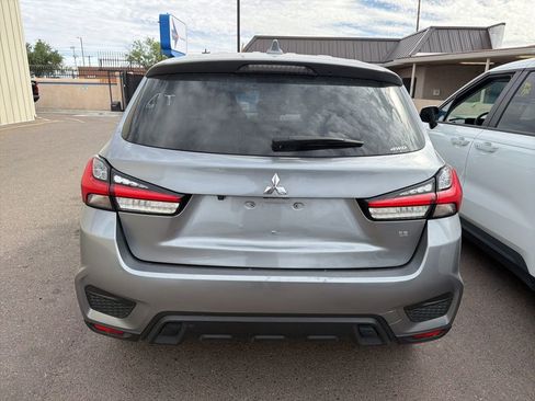 Used 2024 Mitsubishi Outlander Sport SE image 4