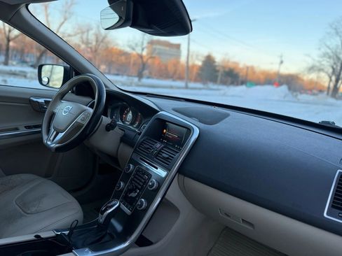 Used 2015 Volvo XC60 T5 Platinum FWD image 24