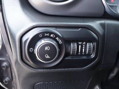 Used 2021 Jeep Gladiator Sport AWD/4WD image 20