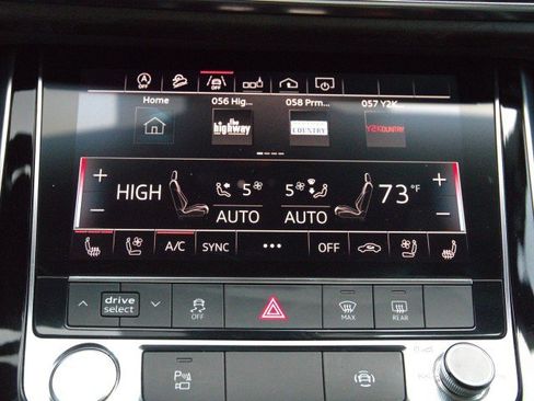 Used 2019 Audi Q8 Premium Plus AWD/4WD image 26