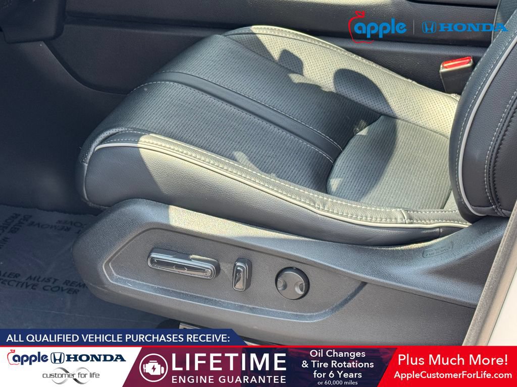 Used 2023 Honda Pilot Elite image 8