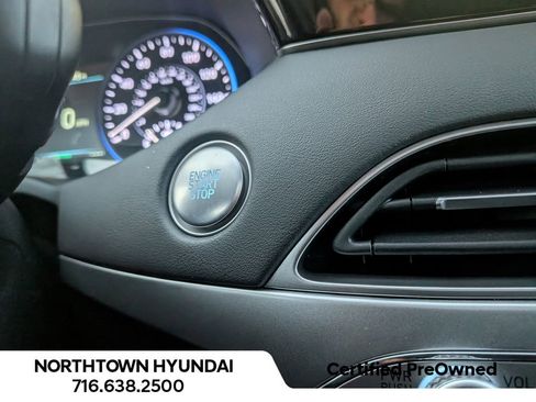 Used 2022 Hyundai Palisade SEL w/ Premium Package image 18