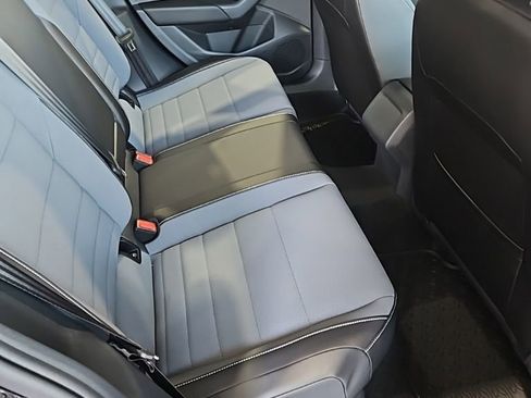 New 2026 Volkswagen Jetta SE FWD image 17