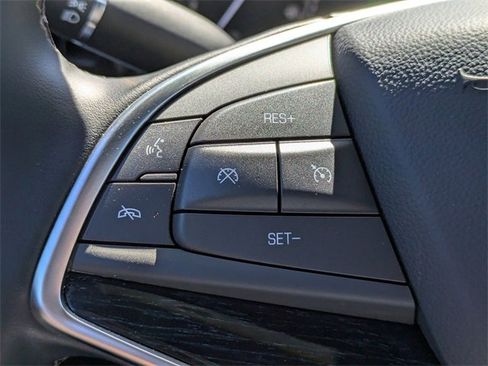 Certified 2025 Cadillac XT5 Premium Luxury image 27