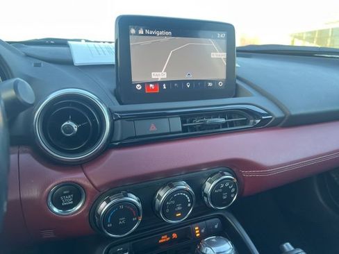 Used 2020 MAZDA MX-5 Miata RF Grand Touring w/ Appearance Package image 15
