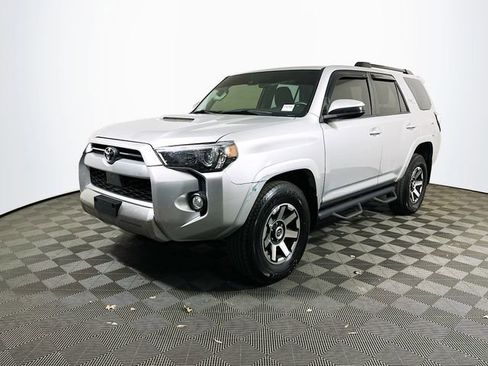Used 2020 Toyota 4Runner TRD Off-Road image 4