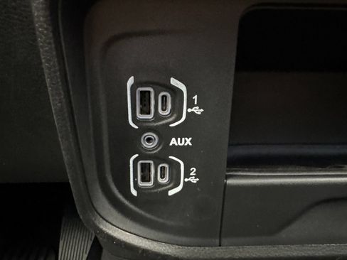 New 2026 RAM 2500 Tradesman AWD/4WD image 23
