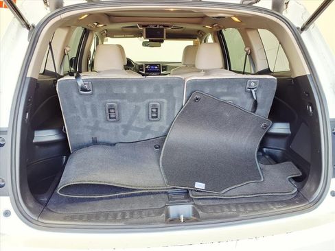 Used 2018 Honda Pilot Elite image 6