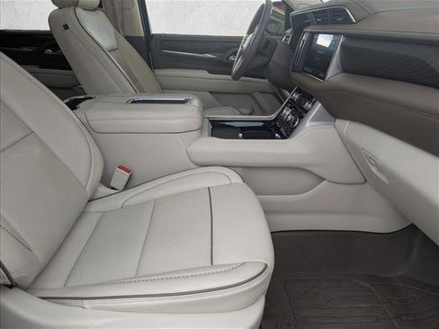 Used 2021 GMC Yukon Denali image 23
