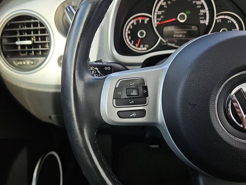 Used 2015 Volkswagen Beetle 1.8T image 18