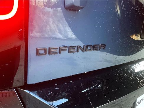 New 2026 Land Rover Defender 110 S image 15