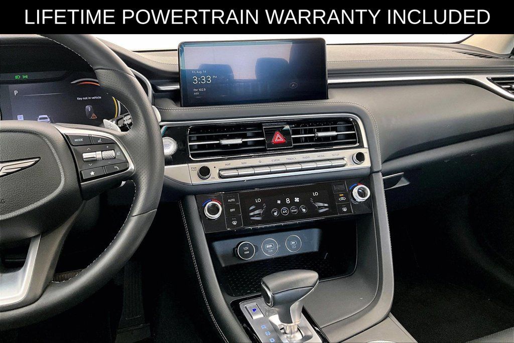 Used 2026 Genesis G70 2.5T RWD image 8
