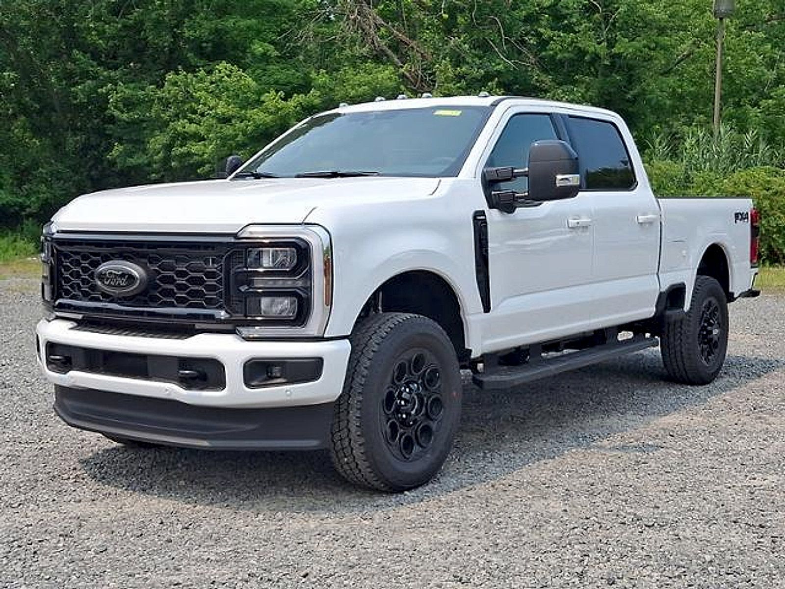 New 2026 Ford F350 Lariat w/ Black Appearance Package AWD/4WD image 3