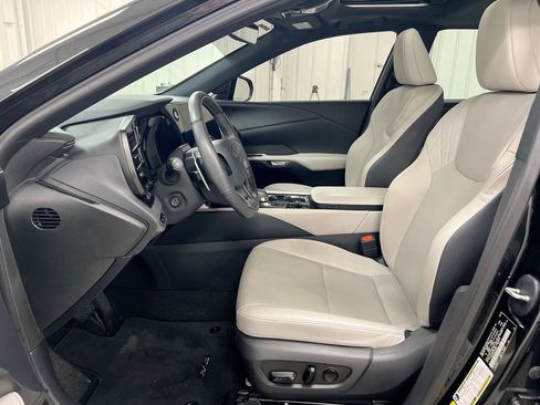 Used 2024 Lexus RX 350 Premium w/ Convenience Package image 21