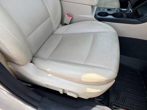Used 2019 Subaru Outback 2.5i Limited AWD/4WD image 26