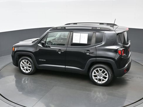 Used 2019 Jeep Renegade Latitude image 31