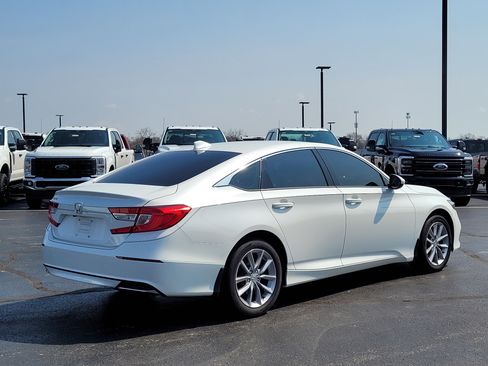 Used 2021 Honda Accord LX image 4