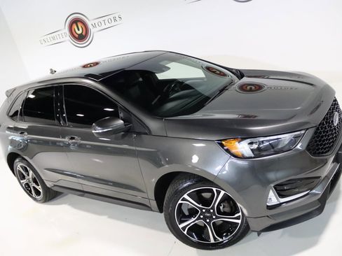 Used 2019 Ford Edge ST w/ Cold Weather Package image 7