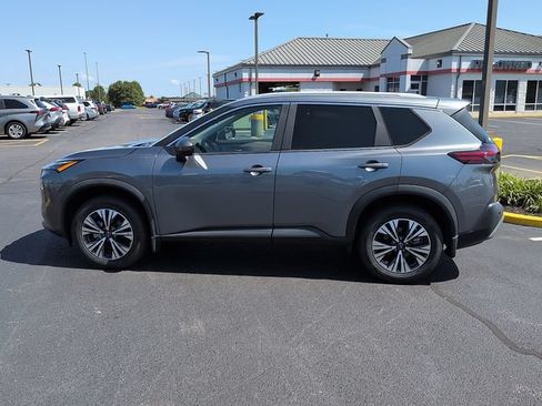 Used 2023 Nissan Rogue SV w/ SV Premium B Package FWD image 4