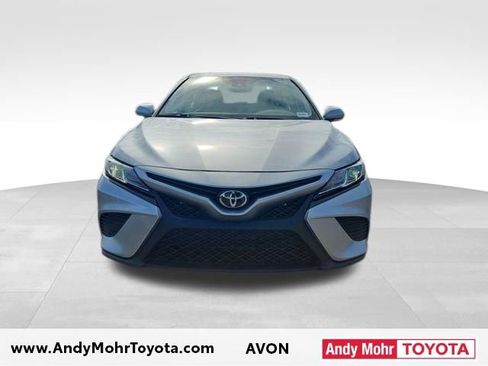Used 2020 Toyota Camry SE w/ Convenience Package image 2