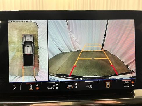 New 2025 GMC Sierra 3500 SLT image 11