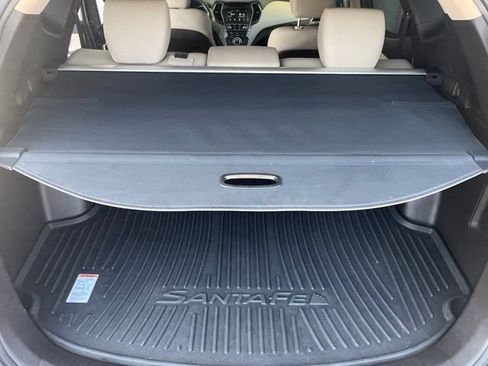 Used 2017 Hyundai Santa Fe Sport FWD image 16