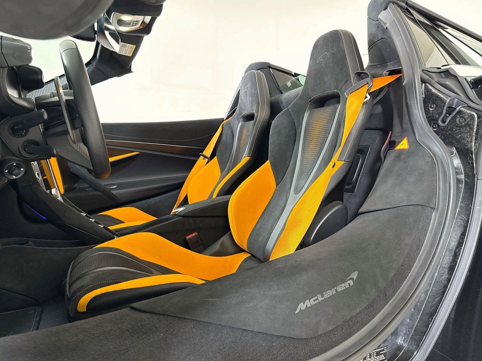 Used 2024 McLaren 750S Spider RWD image 14