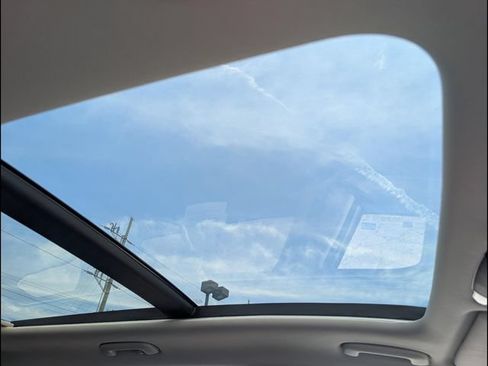 Certified 2026 Kia Sorento S w/ S Panoramic Sunroof Package FWD image 14