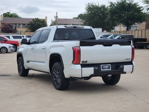 Used 2025 Toyota Tundra Platinum AWD/4WD image 3