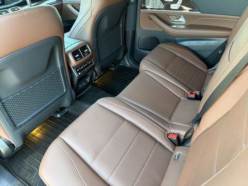 Certified 2025 Mercedes-Benz GLS 450 4MATIC image 15