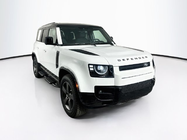 New 2026 Land Rover Defender 110 X-Dynamic SE AWD/4WD image 3