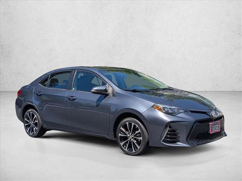 Used 2019 Toyota Corolla SE FWD image 3